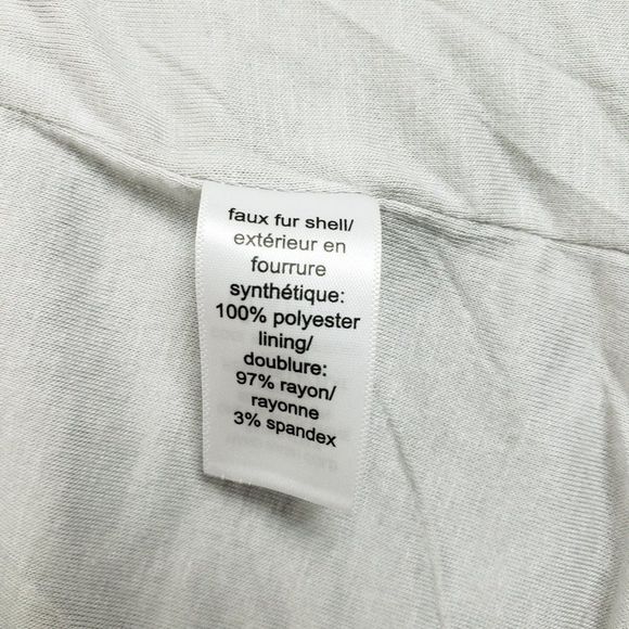 Maurices Small Faux Fur Women's Full Zip Front Pocket Gray Brown Soft Lined Vest - Picture 4 of 9